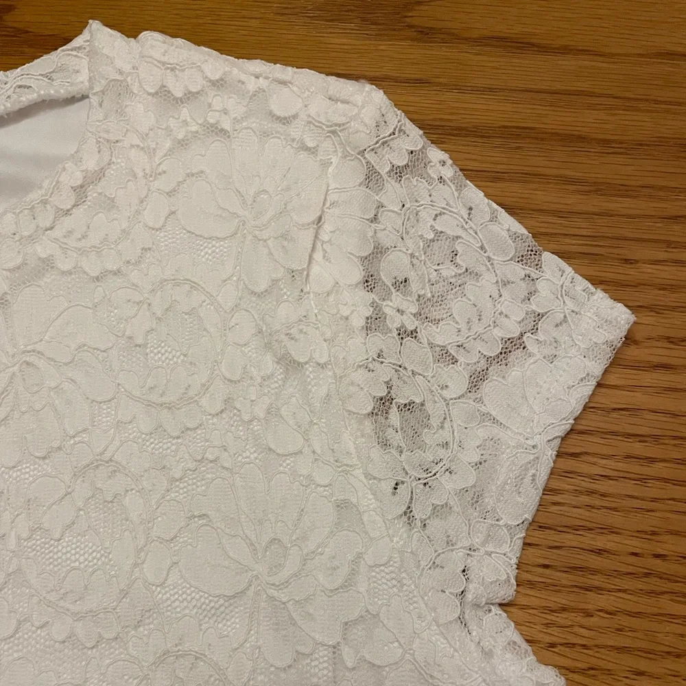 Express Lace Top - Picture 5 of 7